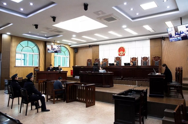 “懸崖不勒馬”，建德干部王飛被雙開